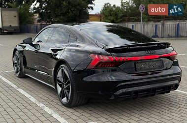 Лифтбек Audi e-tron GT 2021 в 