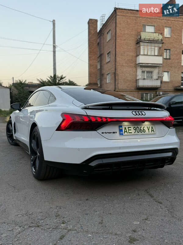 Ліфтбек Audi e-tron GT 2021 в Дніпрі