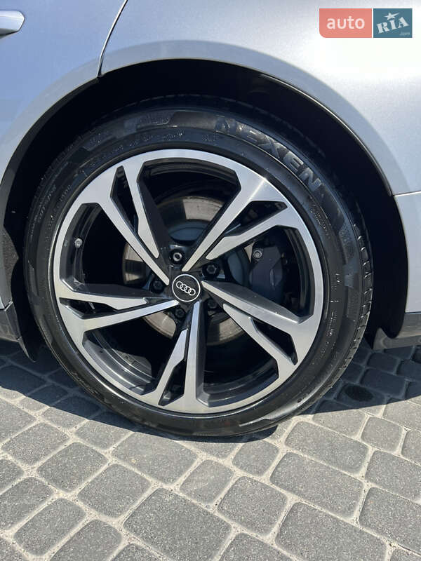 Ліфтбек Audi e-tron GT 2021 в Тернополі