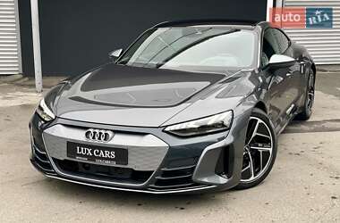 Ліфтбек Audi e-tron GT 2021 в 