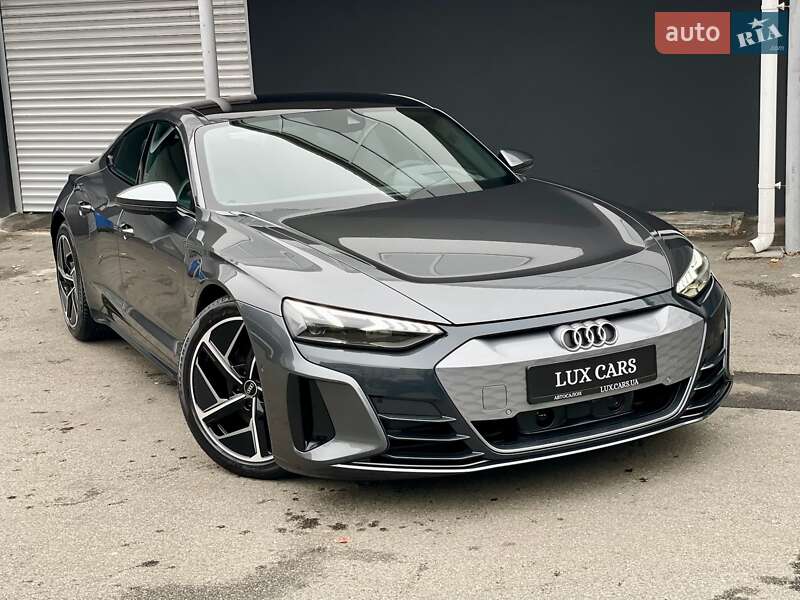 Лифтбек Audi e-tron GT 2021 в Киеве