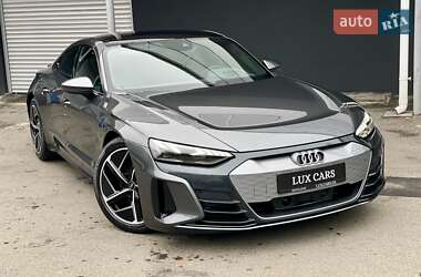 Ліфтбек Audi e-tron GT 2021 в 