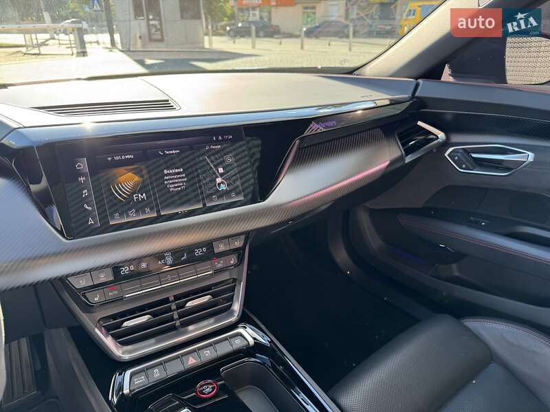 Купе Audi e-tron GT 2024 в Одесі