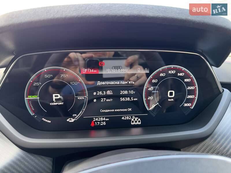 Купе Audi e-tron GT 2024 в Одесі
