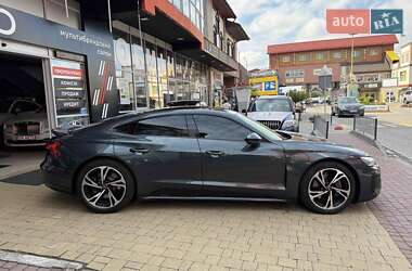 Ліфтбек Audi e-tron GT 2022 в 