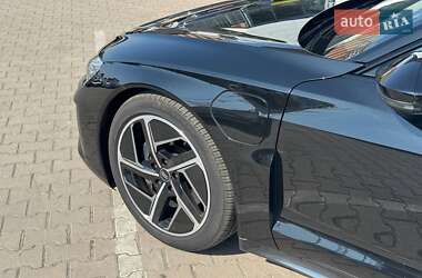 Ліфтбек Audi e-tron GT 2022 в 
