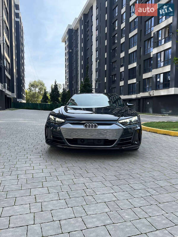 Audi e-tron GT 2021