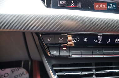 Ліфтбек Audi e-tron GT 2021 в 