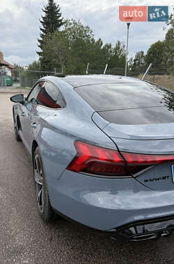 Ліфтбек Audi e-tron GT 2021 в 