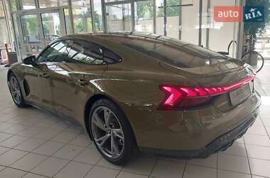 Ліфтбек Audi e-tron GT 2022 в 