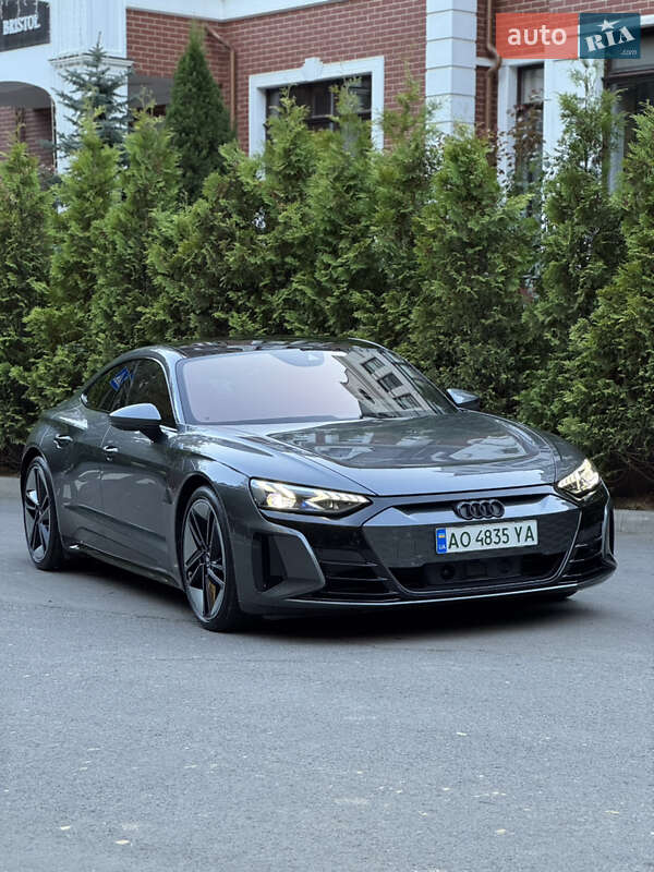 Audi e-tron GT 2021
