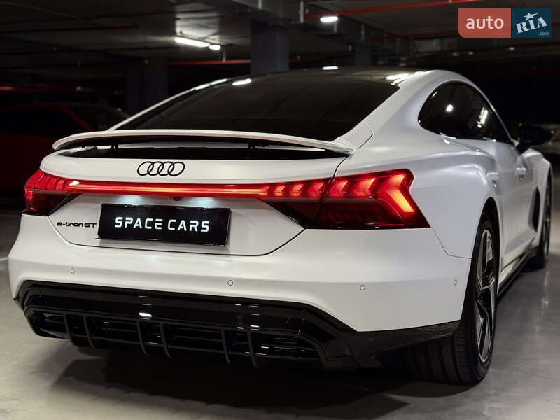 Ліфтбек Audi e-tron GT 2022 в Києві