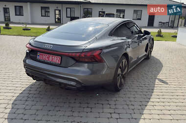 Ліфтбек Audi e-tron GT 2021 в 