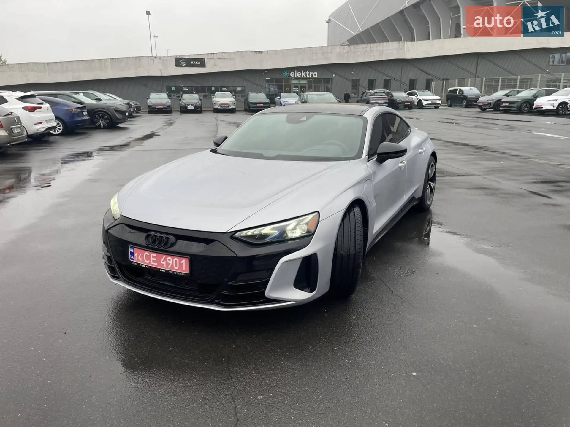 2022 Audi e-tron GT - фото 1