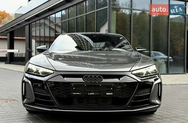 Лифтбек Audi e-tron GT 2022 в 