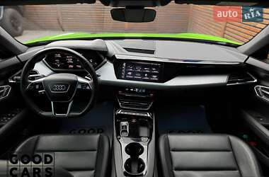 Ліфтбек Audi e-tron GT 2022 в 