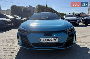 Ліфтбек Audi e-tron GT 2021 в  фото 3 Ліфтбек Audi e-tron GT 2021 в