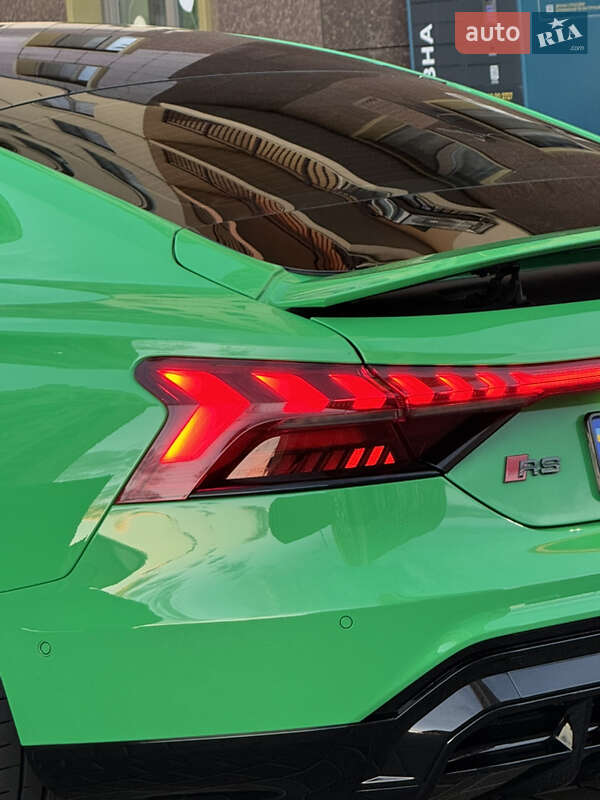 Ліфтбек Audi e-tron GT 2023 в Одесі фото 16 Ліфтбек Audi e-tron GT 2023 в Одесі