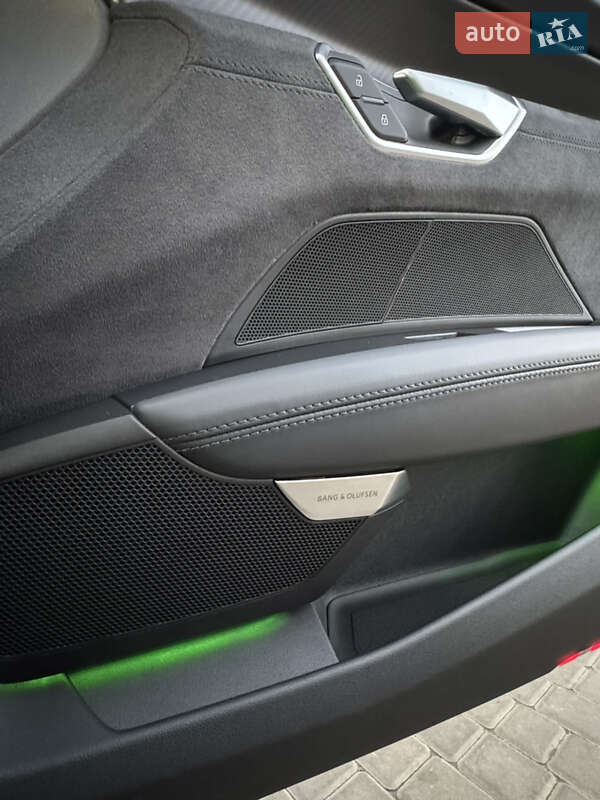 Ліфтбек Audi e-tron GT 2023 в Одесі фото 21 Ліфтбек Audi e-tron GT 2023 в Одесі
