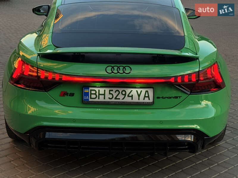 Ліфтбек Audi e-tron GT 2023 в Одесі фото 54 Ліфтбек Audi e-tron GT 2023 в Одесі
