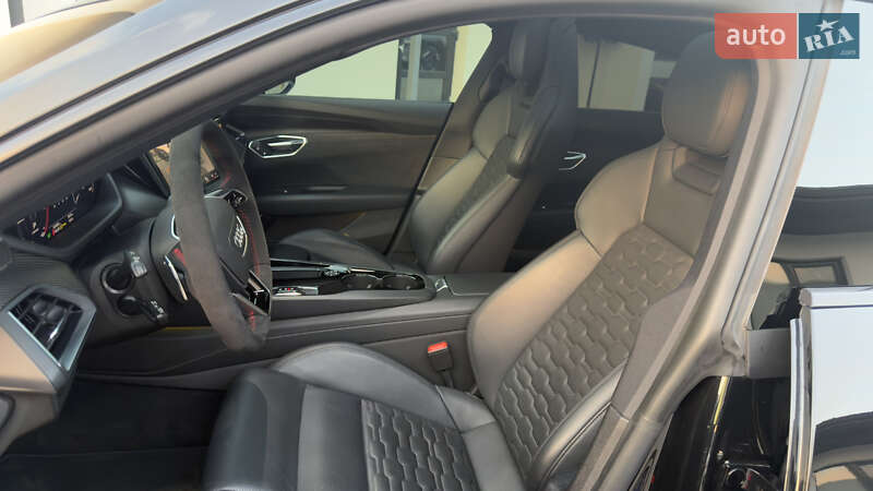 Ліфтбек Audi e-tron GT 2022 в Луцьку фото 9 Ліфтбек Audi e-tron GT 2022 в Луцьку