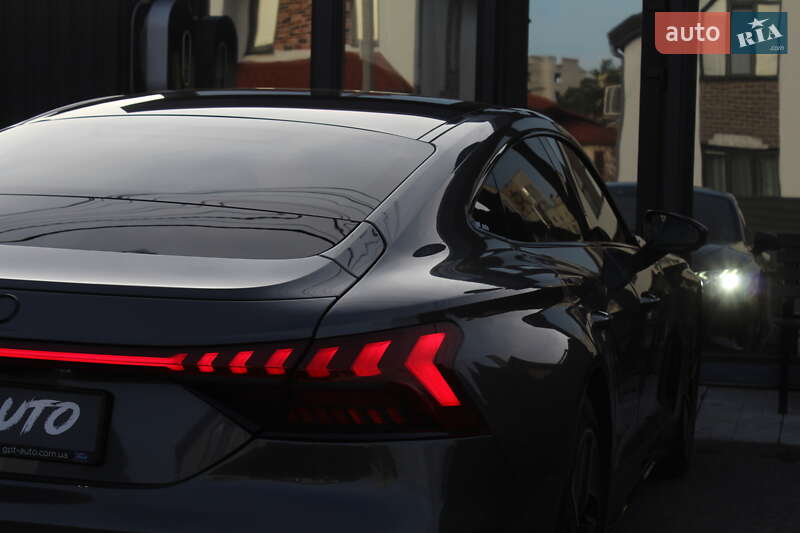 Лифтбек Audi e-tron GT 2022 в Киеве