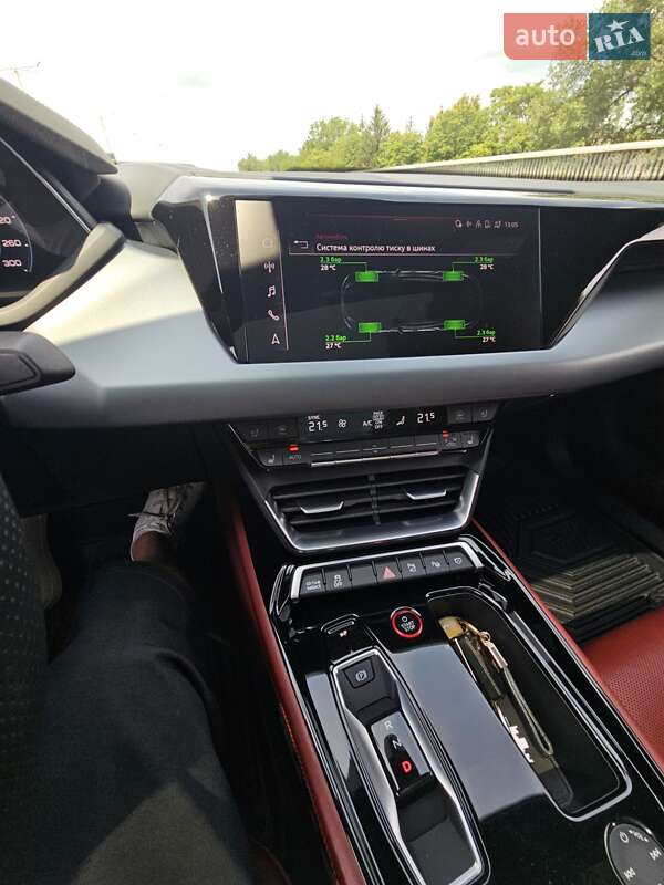 Лифтбек Audi e-tron GT 2022 в Каменском