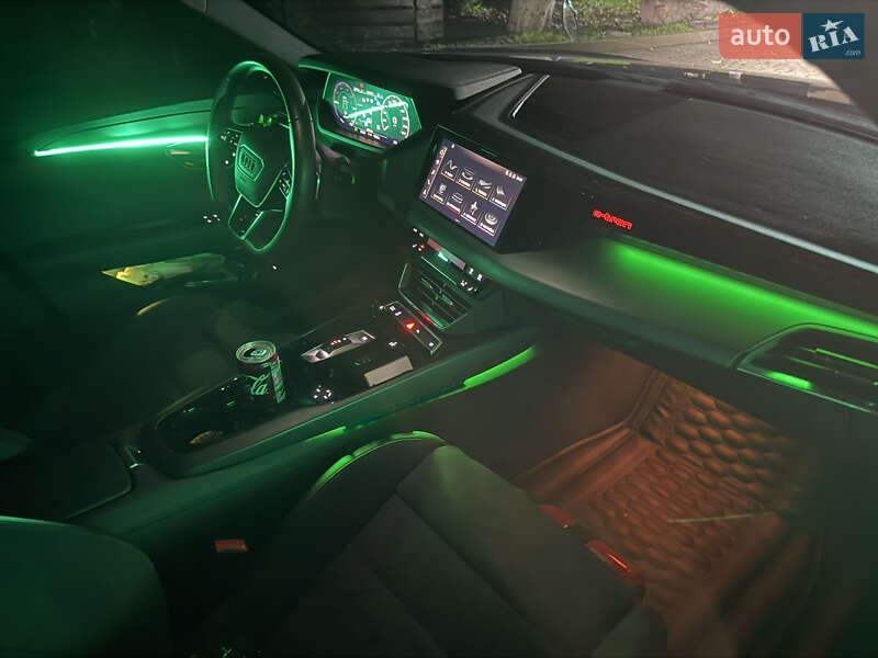 Лифтбек Audi e-tron GT 2022 в Львове