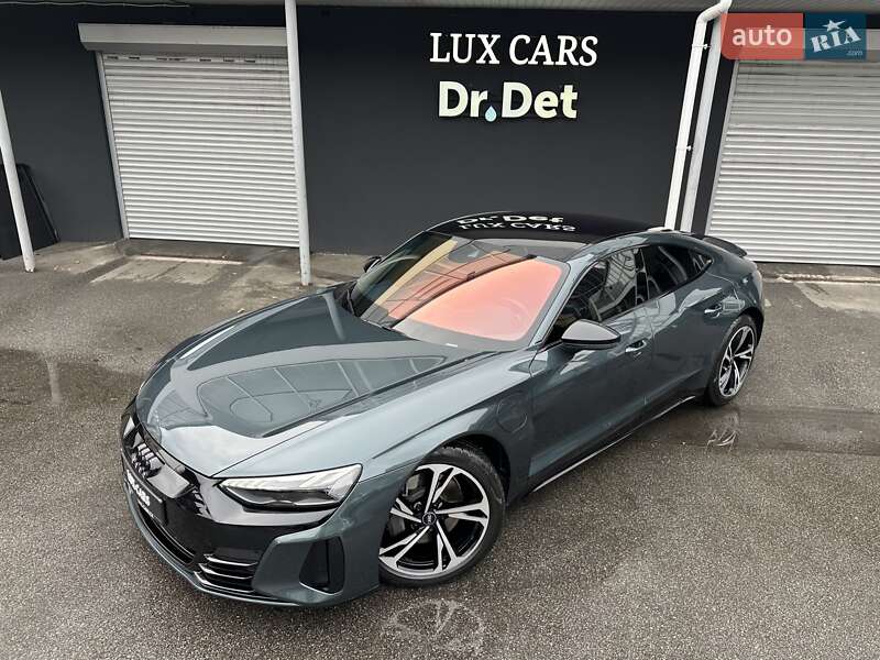 Лифтбек Audi e-tron GT 2022 в Киеве фото 6 Лифтбек Audi e-tron GT 2022 в Киеве