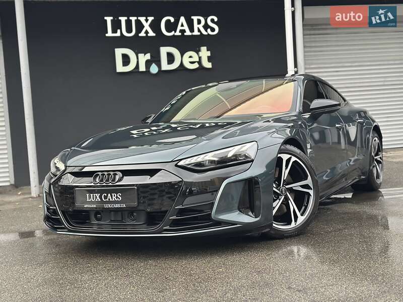 Лифтбек Audi e-tron GT 2022 в Киеве фото 13 Лифтбек Audi e-tron GT 2022 в Киеве