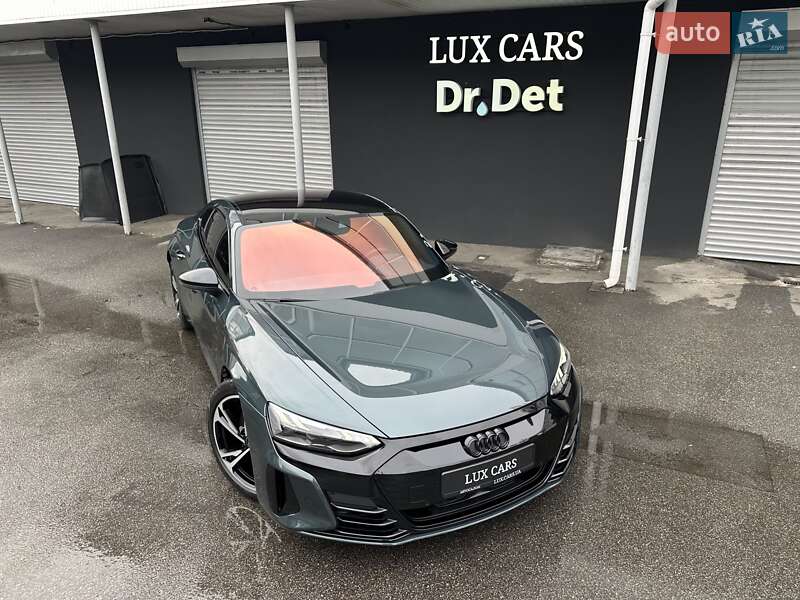 Лифтбек Audi e-tron GT 2022 в Киеве фото 19 Лифтбек Audi e-tron GT 2022 в Киеве