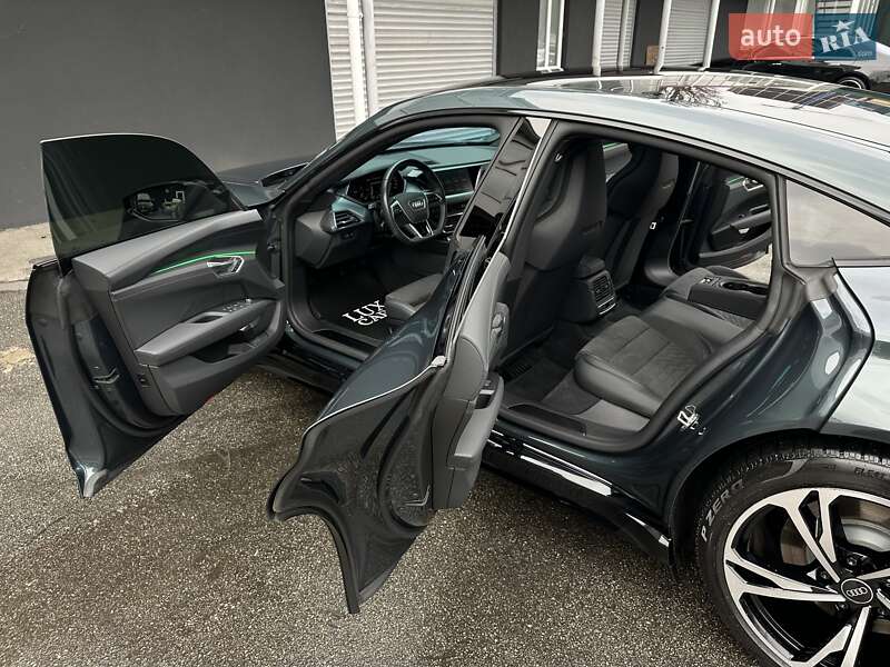 Лифтбек Audi e-tron GT 2022 в Киеве фото 42 Лифтбек Audi e-tron GT 2022 в Киеве