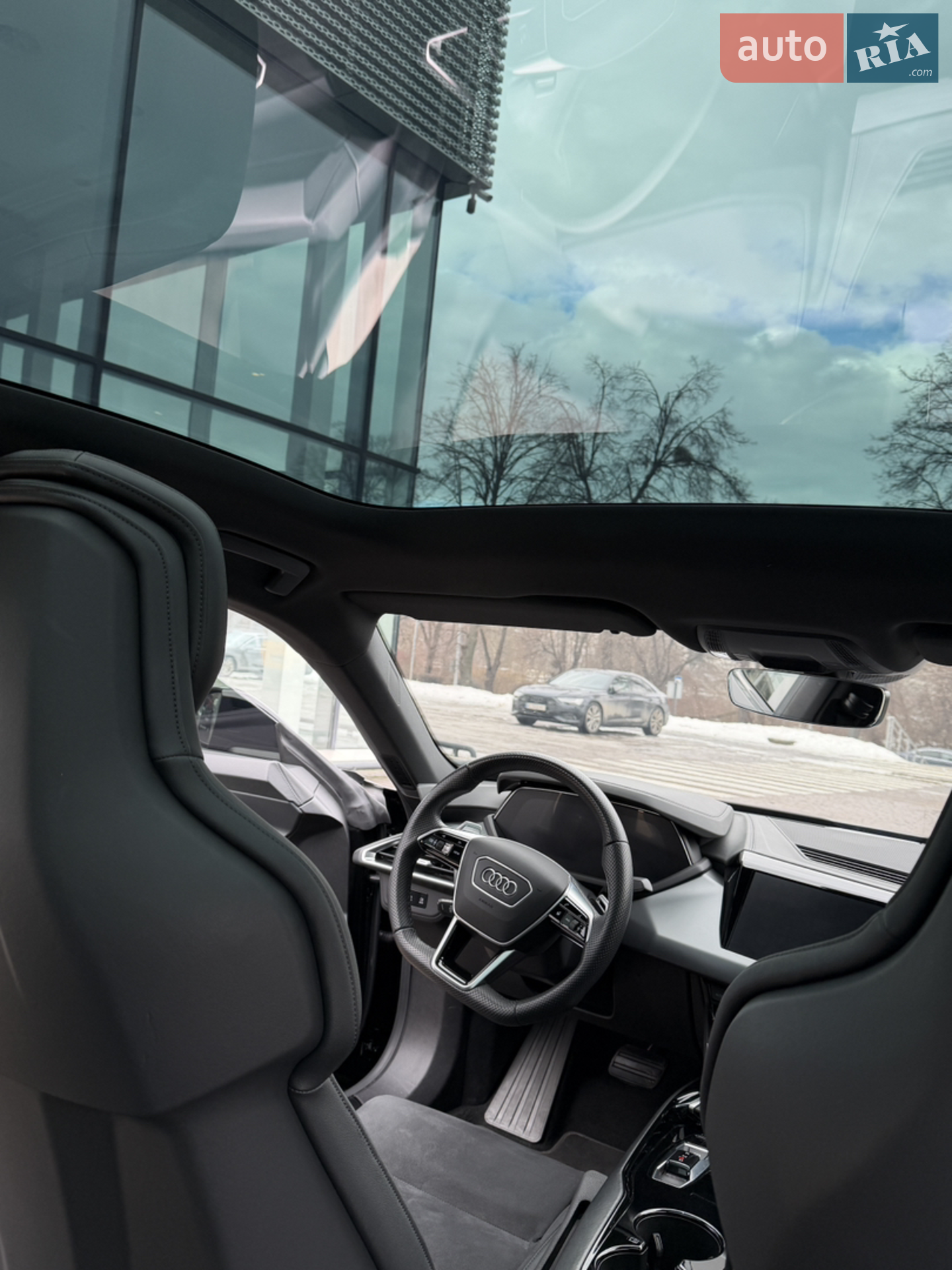 2021 Audi e-tron GT - мініатюра 29