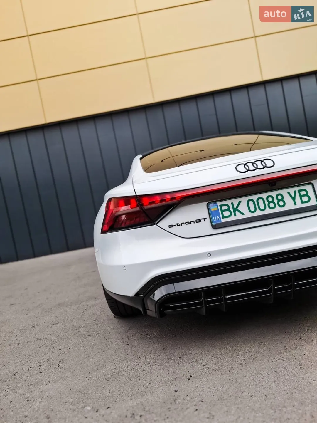 2021 Audi e-tron GT - мініатюра 5
