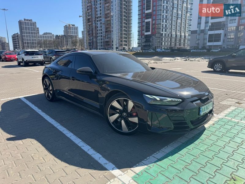 Лифтбек Audi e-tron GT 2022 в Киеве