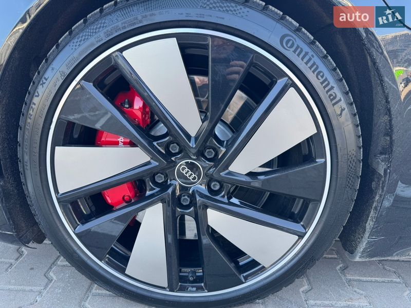 Лифтбек Audi e-tron GT 2022 в Киеве