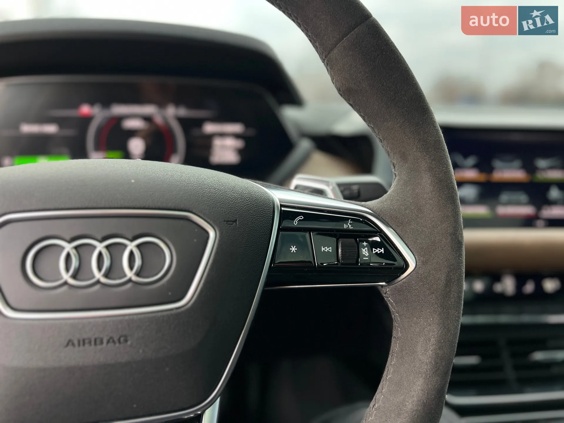 2022 Audi e-tron GT - мініатюра 36