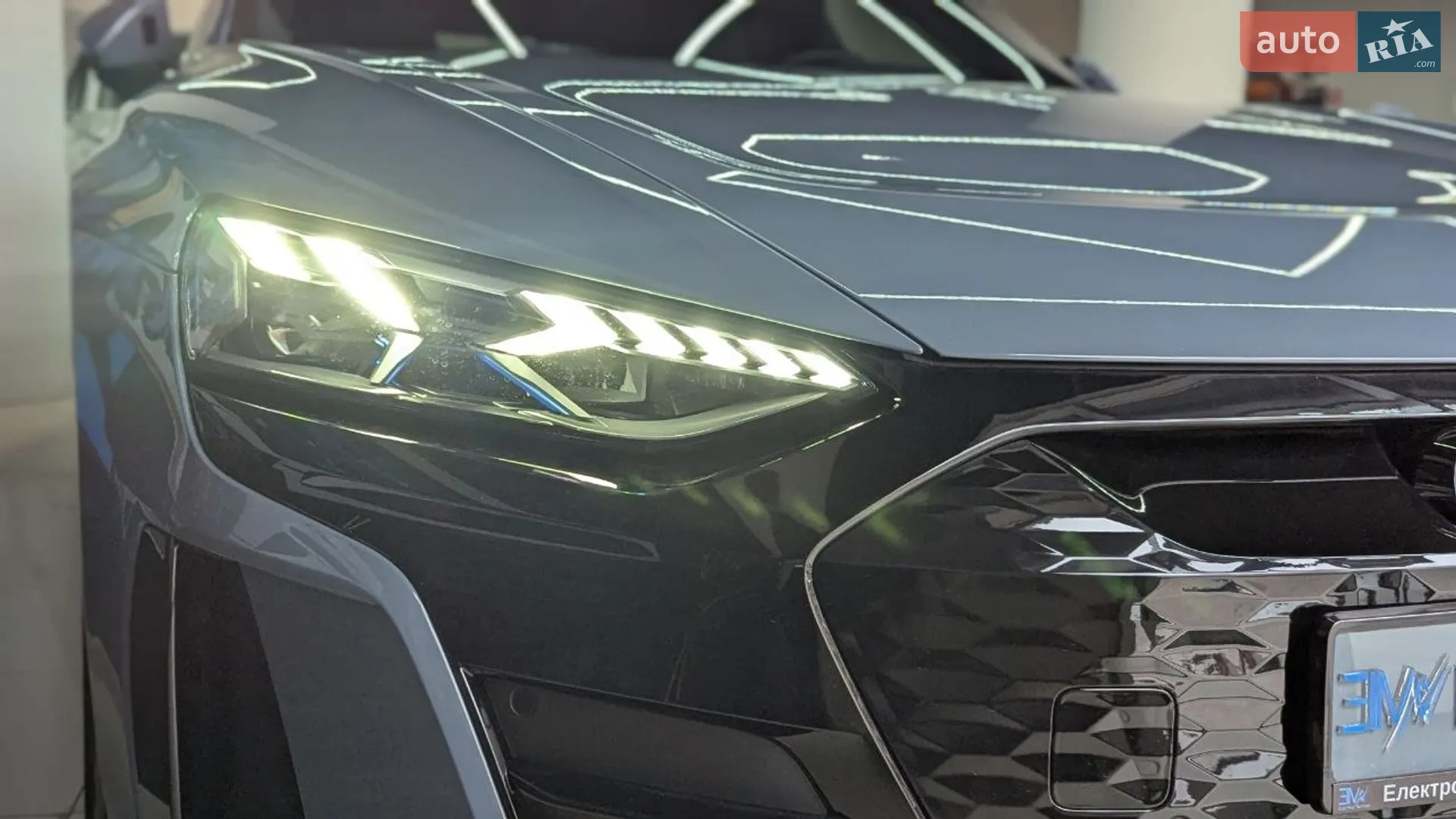 2021 Audi e-tron GT - мініатюра 15