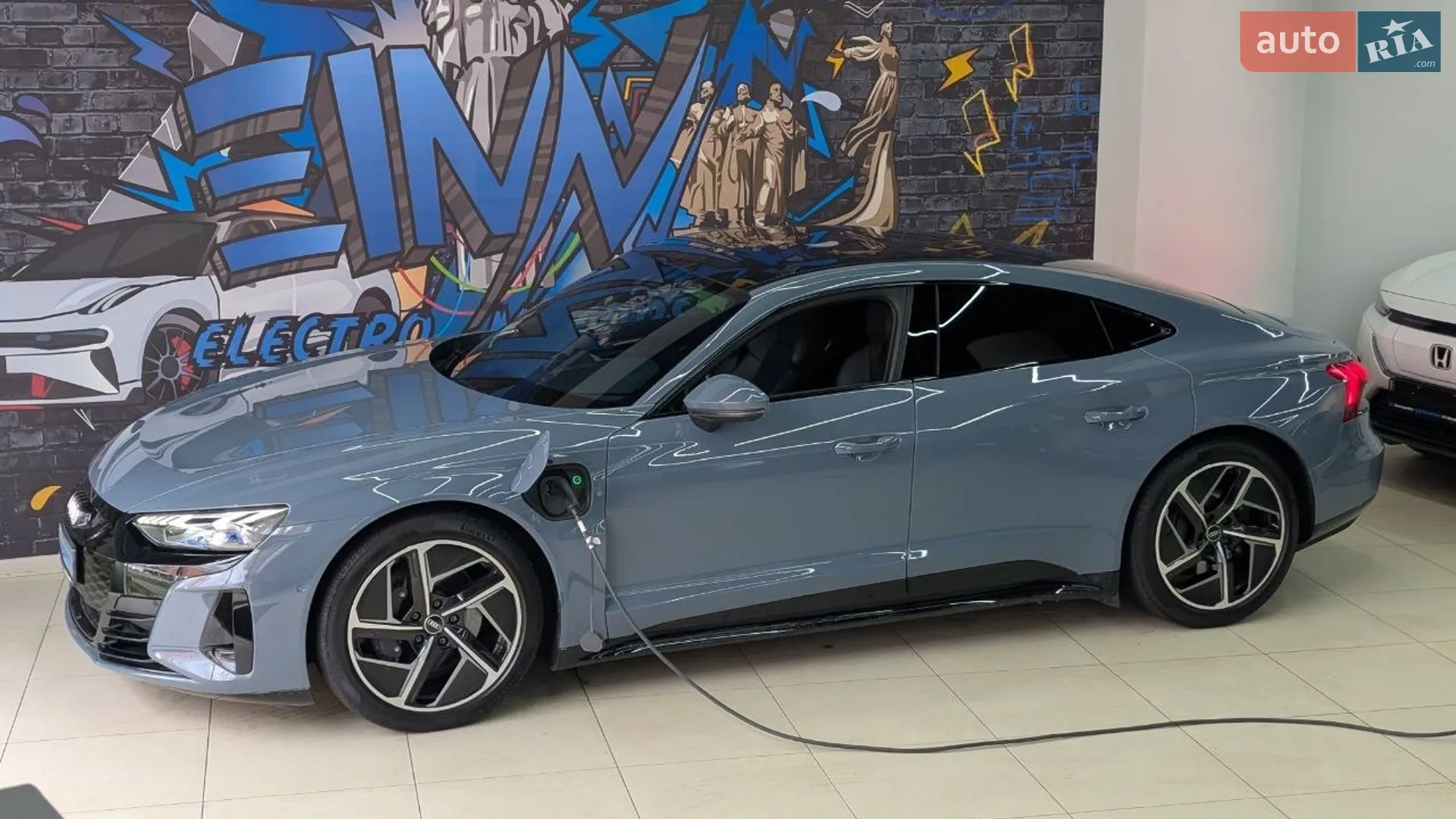 2021 Audi e-tron GT - мініатюра 22