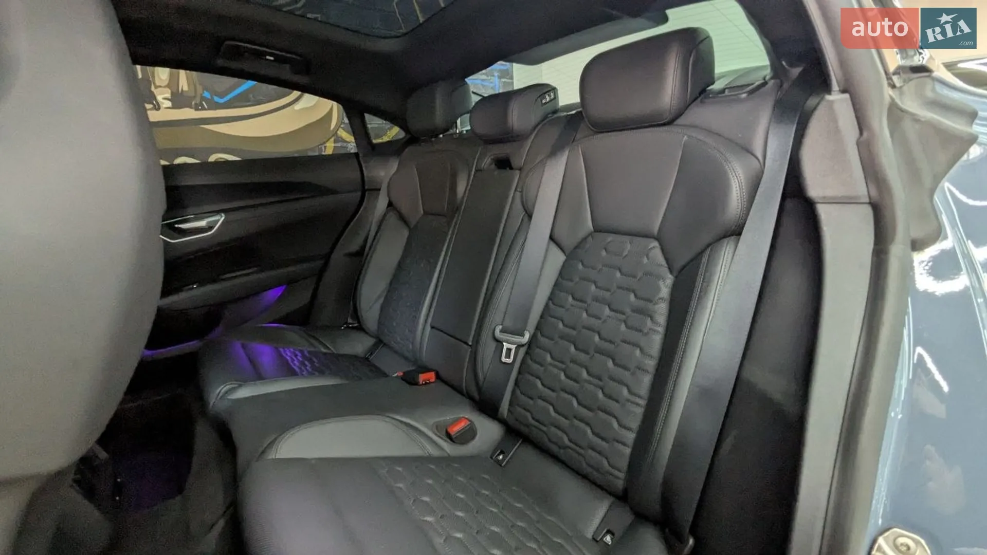 2021 Audi e-tron GT - мініатюра 53