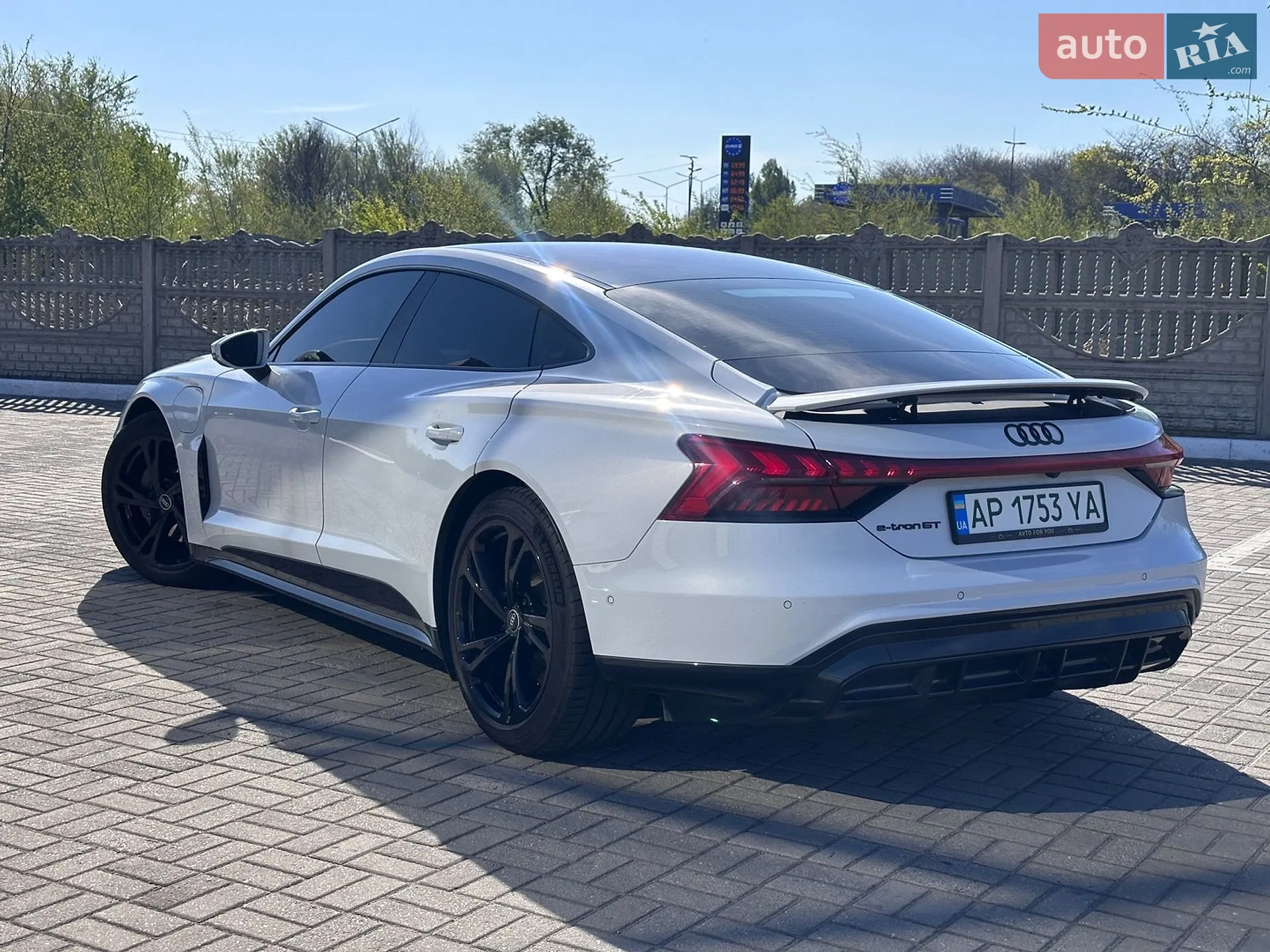 2021 Audi e-tron GT - мініатюра 7