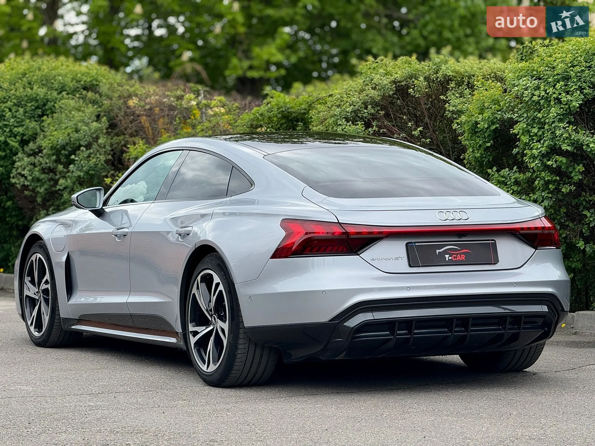 2021 Audi e-tron GT - мініатюра 9