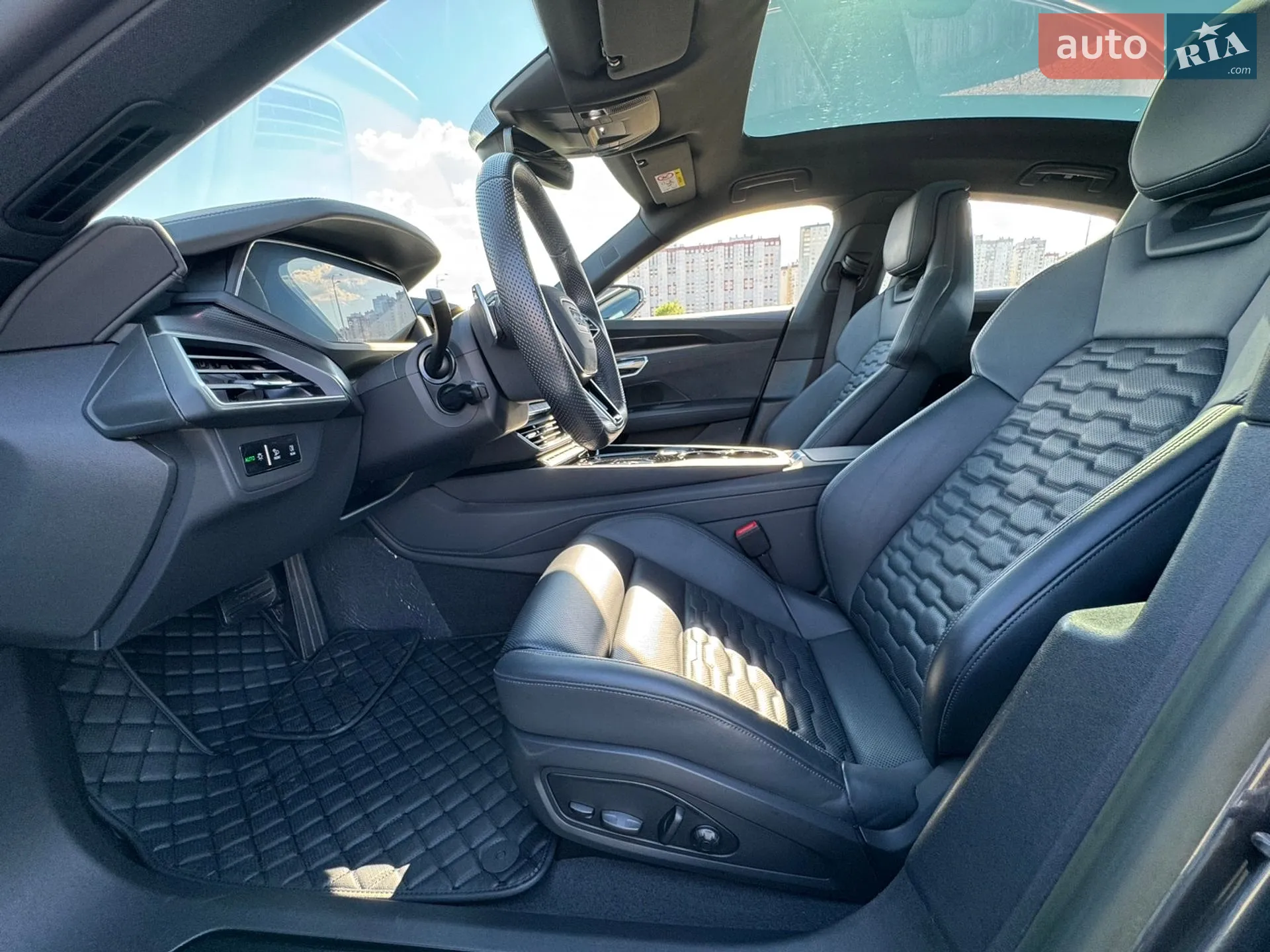 2023 Audi e-tron GT - мініатюра 20