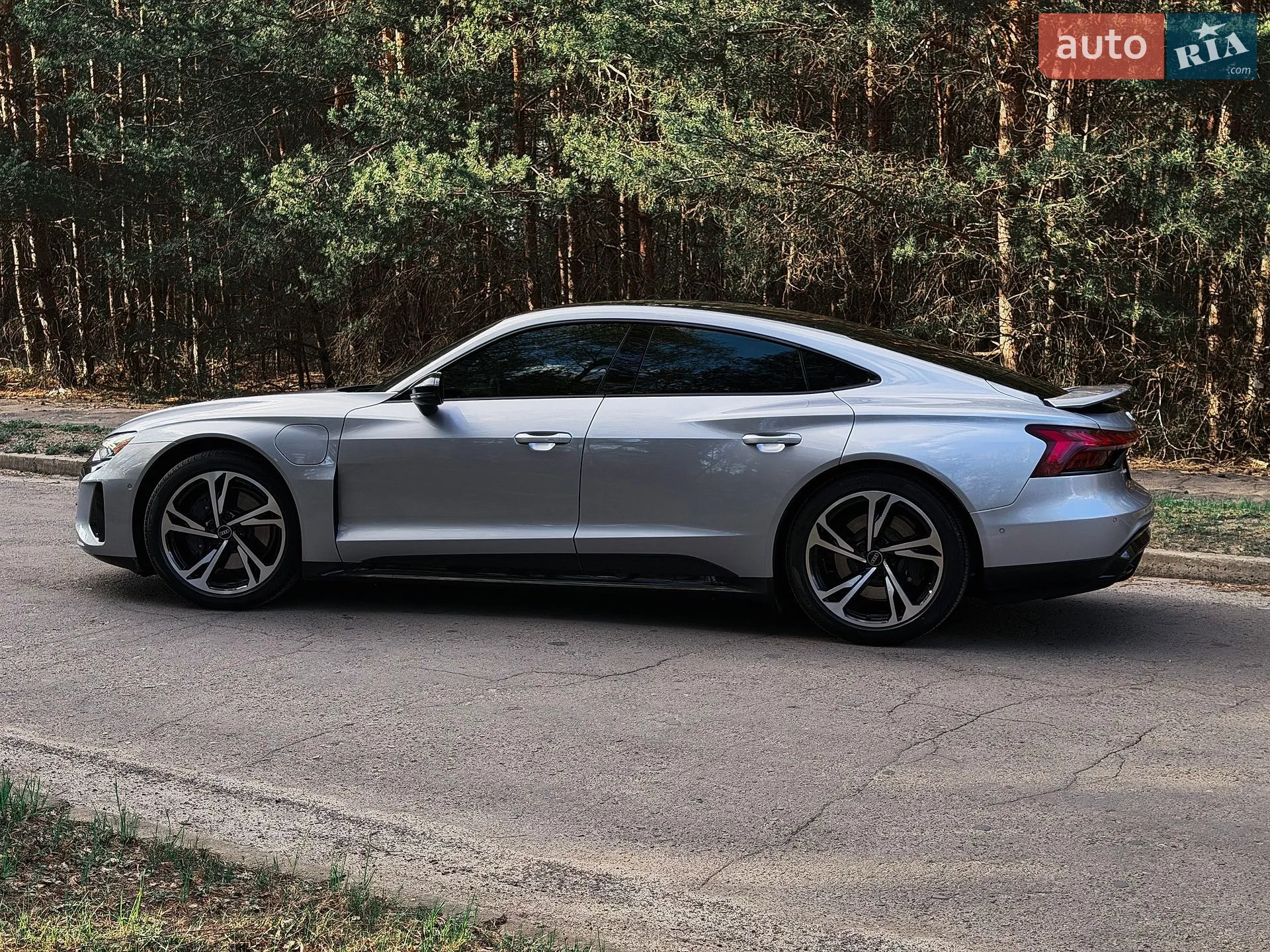 2022 Audi e-tron GT - мініатюра 5