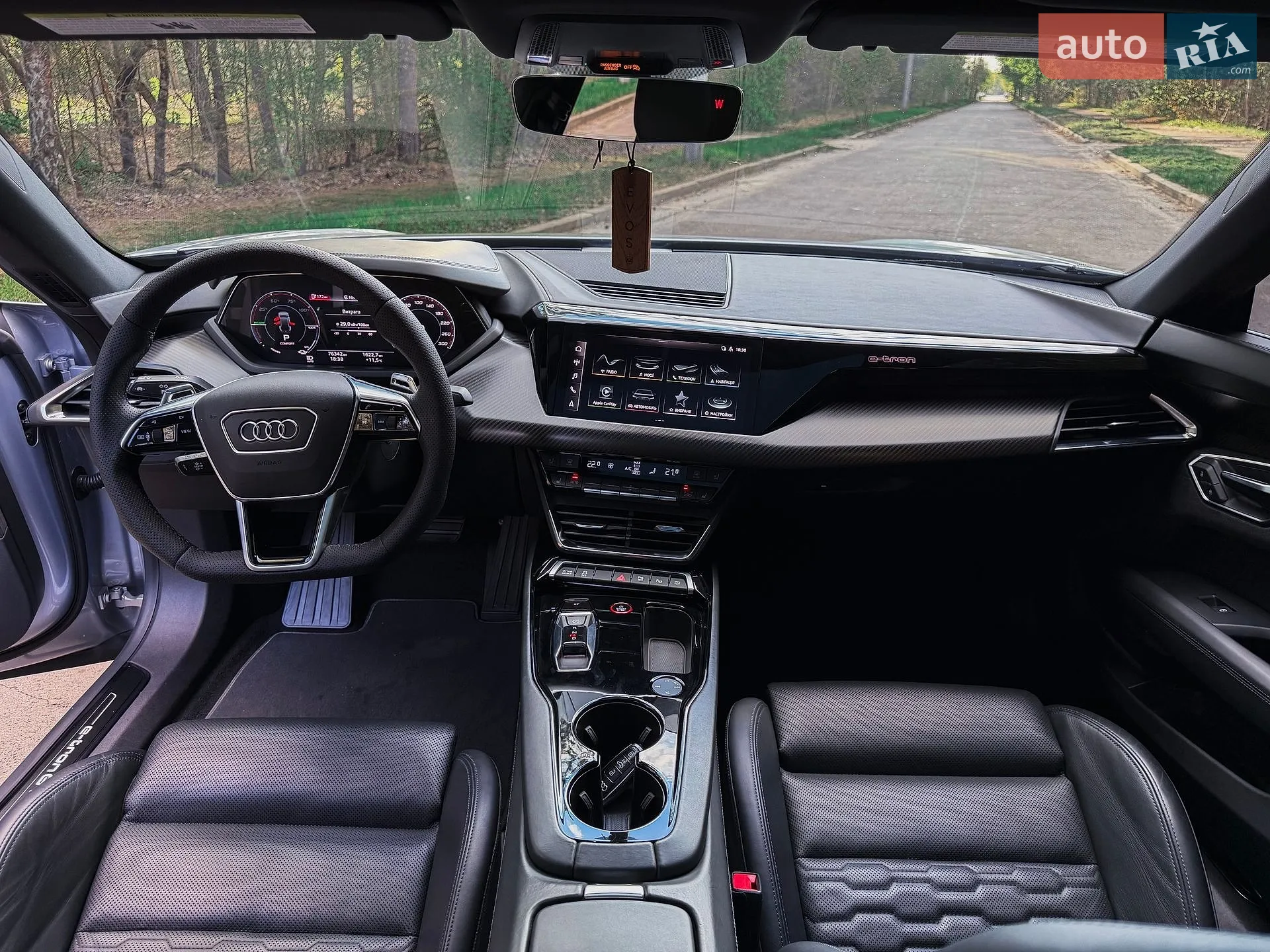 2022 Audi e-tron GT - мініатюра 25