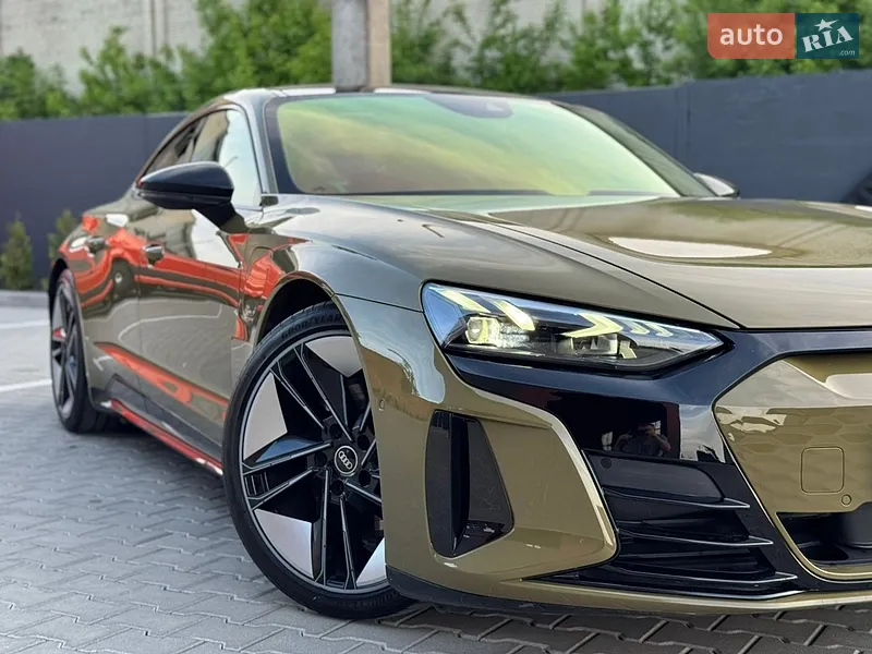Audi e-tron GT
