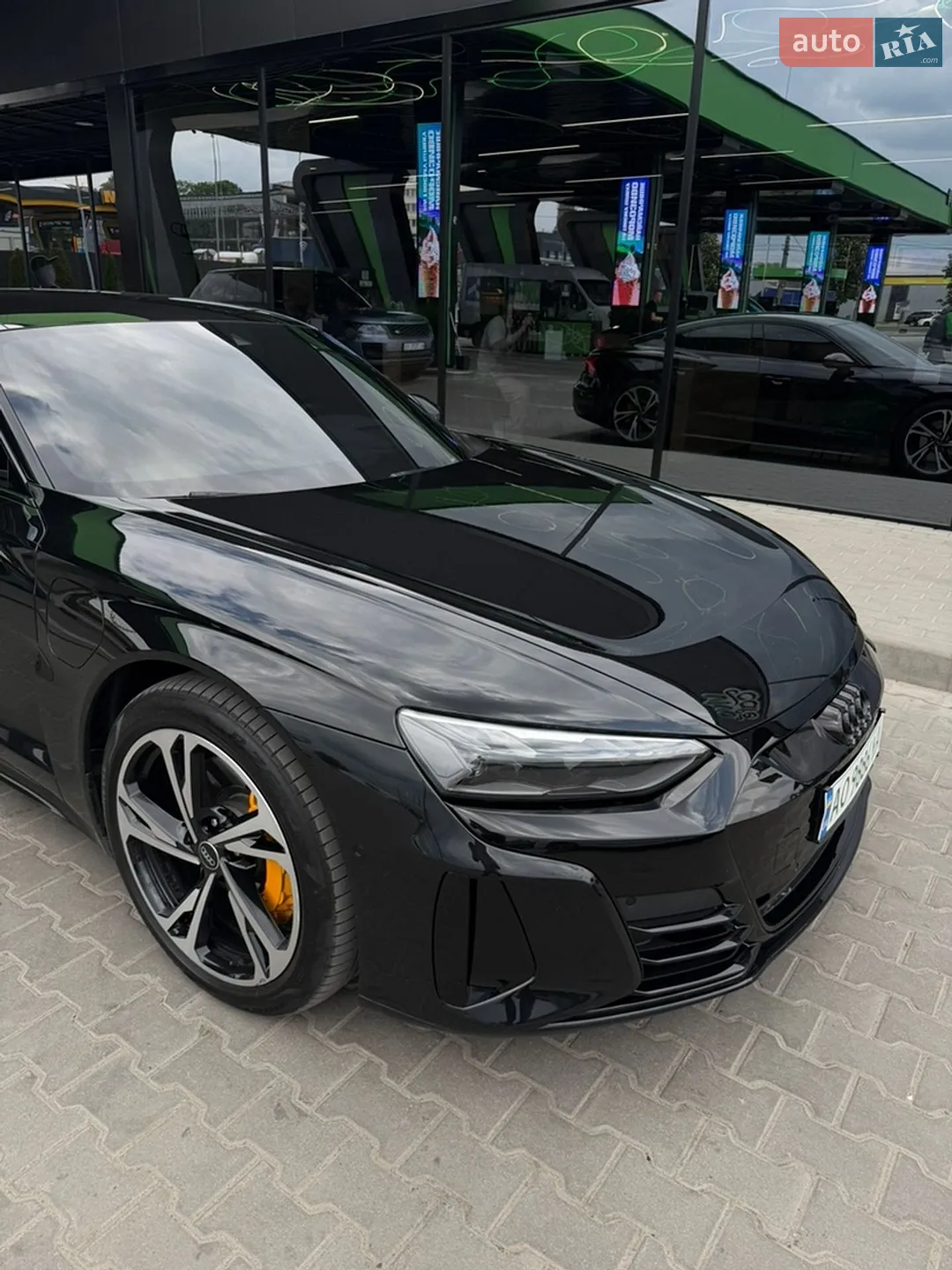 2022 Audi e-tron GT - мініатюра 14