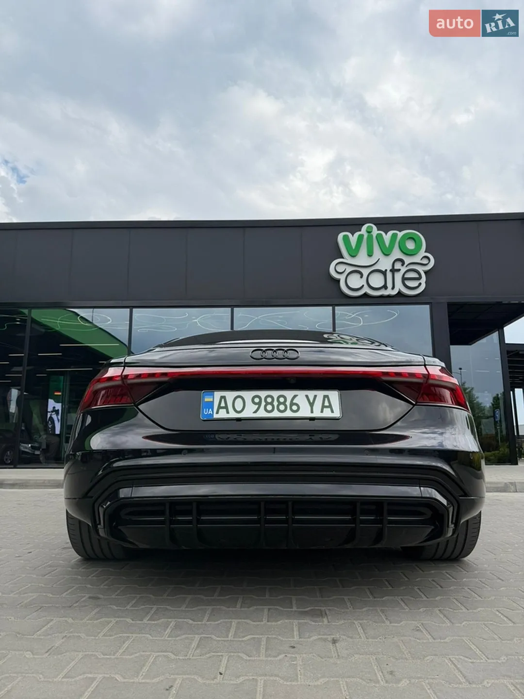 2022 Audi e-tron GT - мініатюра 21