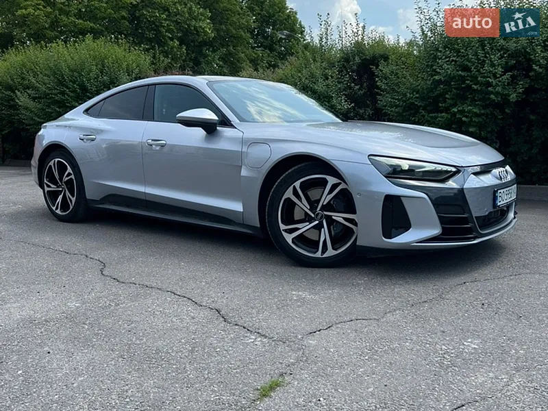 Audi e-tron GT 2021