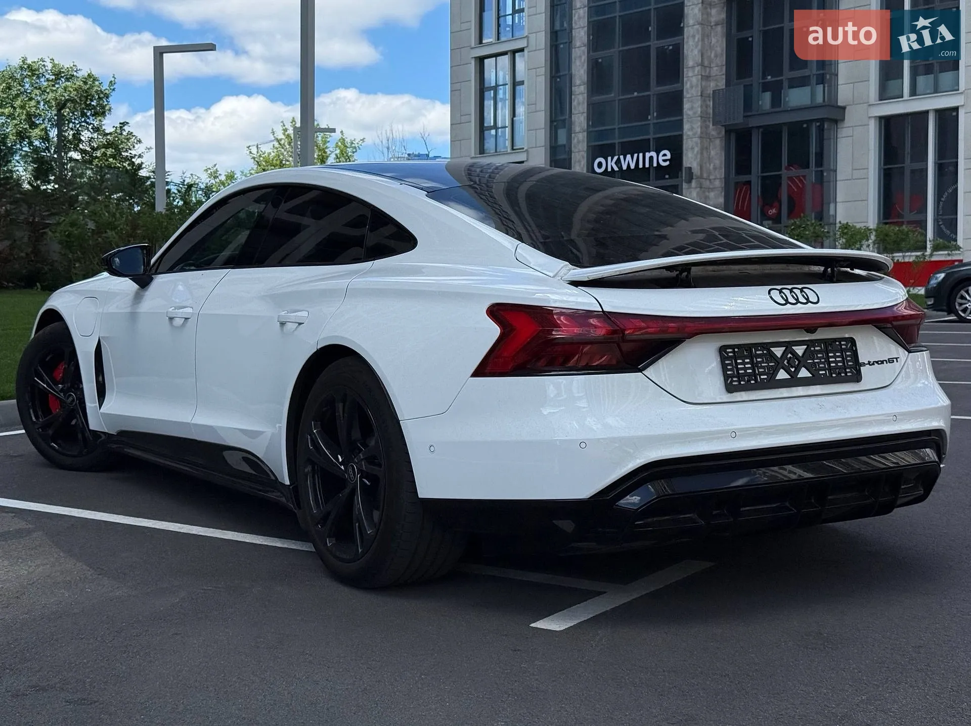2022 Audi e-tron GT - мініатюра 6